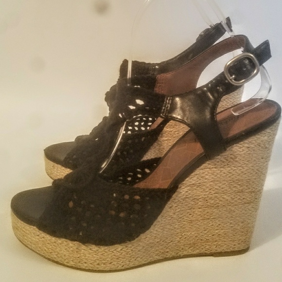 lucky brand black wedges